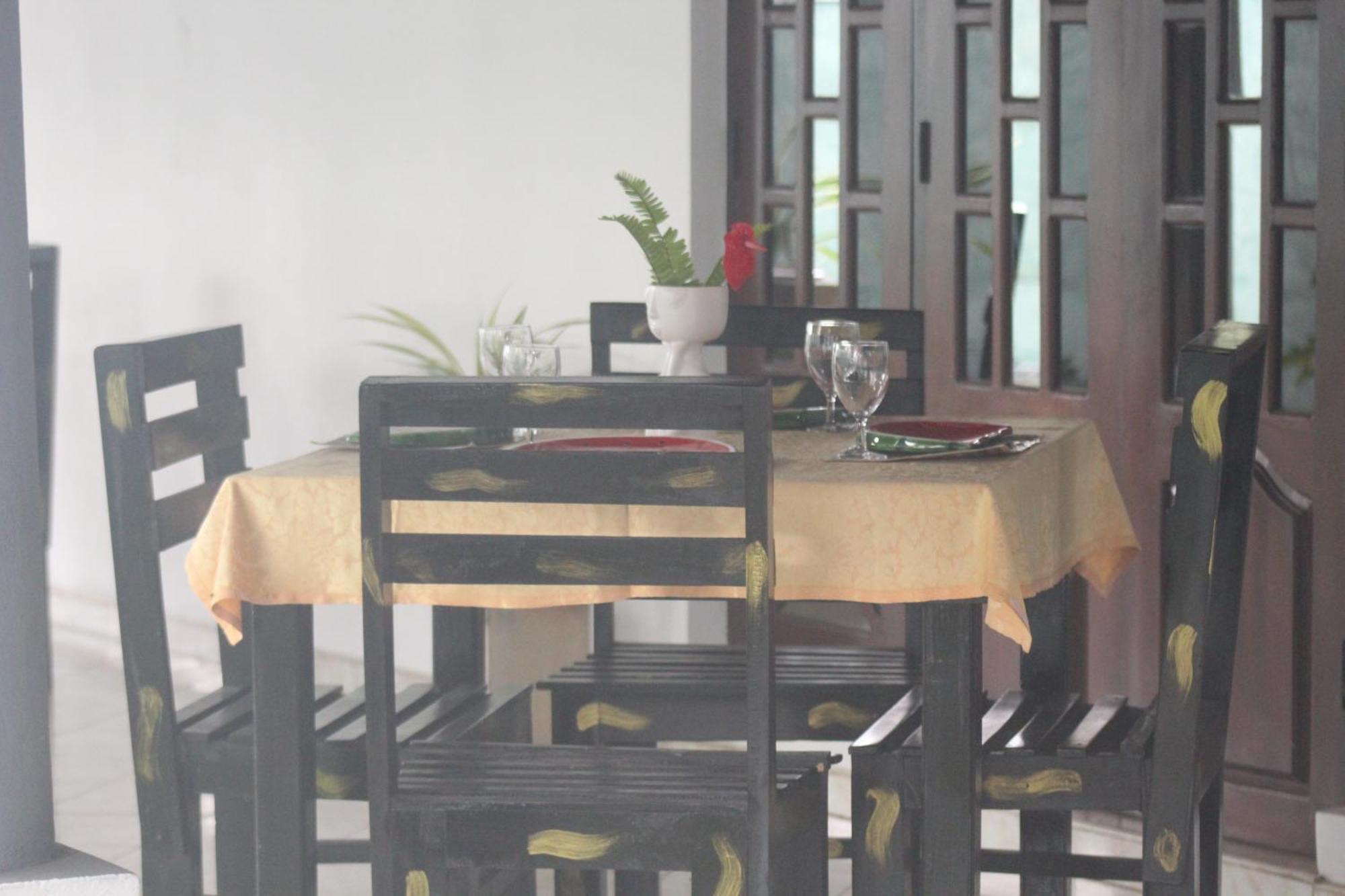 Shon Villa Negombo Exterior photo