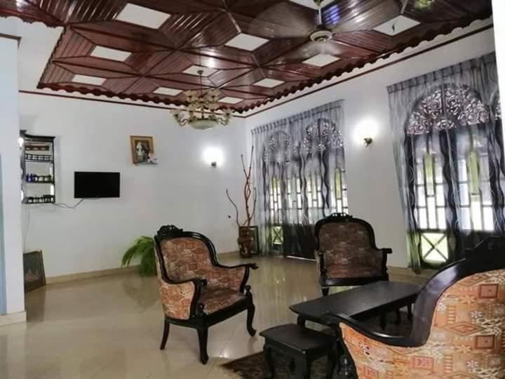 Shon Villa Negombo Exterior photo
